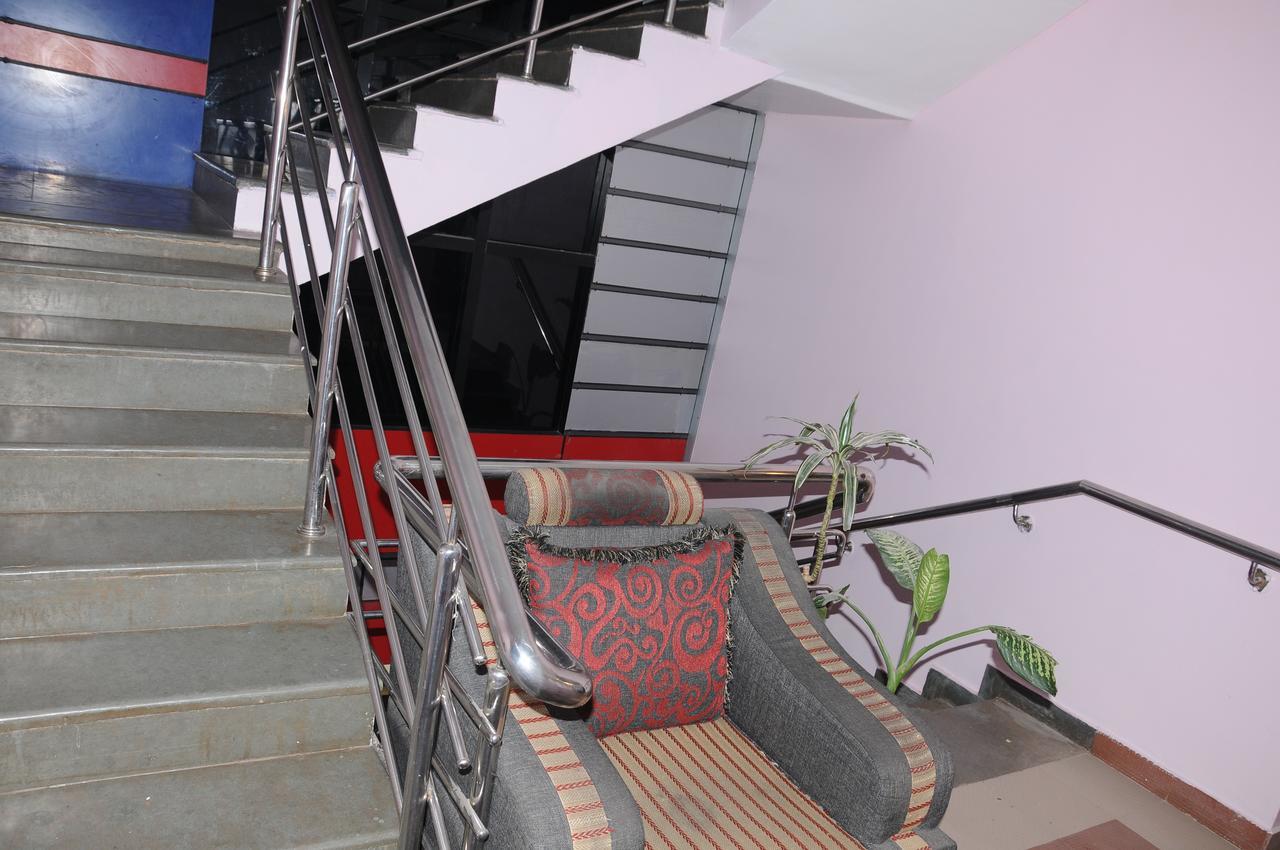 Hotel Housefinch Residency Dod Jala Luaran gambar